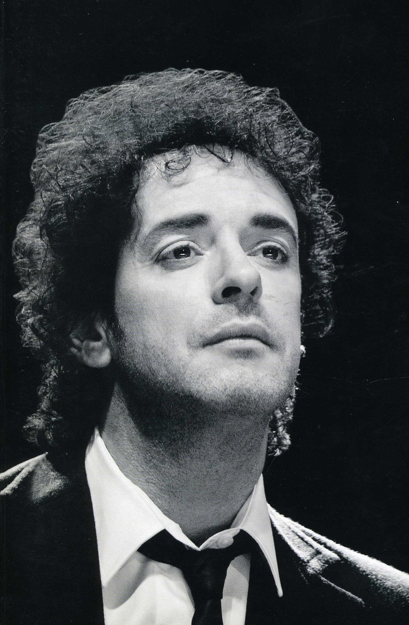 Cerati en primera persona / Cerati in First Person: La palabra de Gustavo en un relato único Pop culture