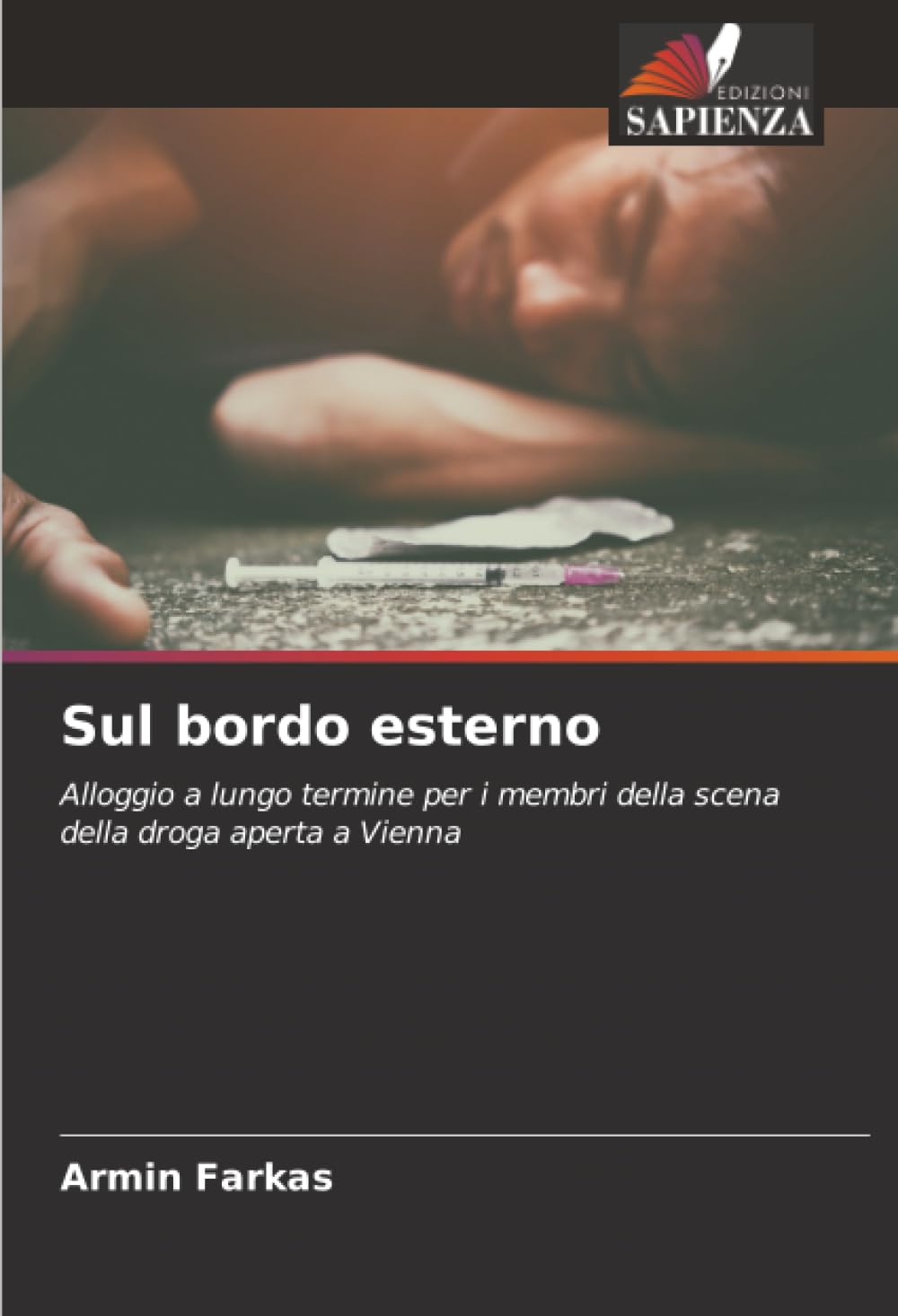 Sul bordo esterno Law