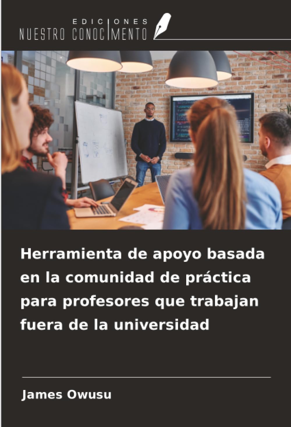Herramienta de apoyo basada en la comunidad de práctica para profesores que trabajan fuera de la universidad Books