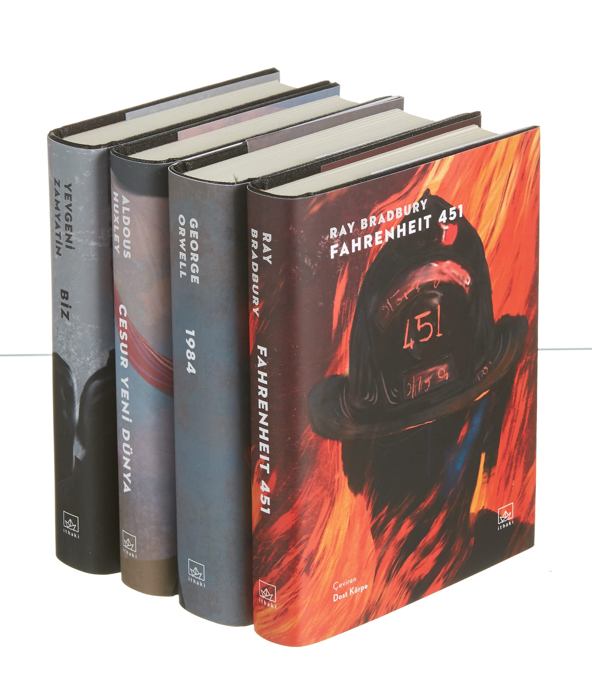 Kara Dörtleme Kutu Set 4 Kitap Takim Ciltli Historical Fiction