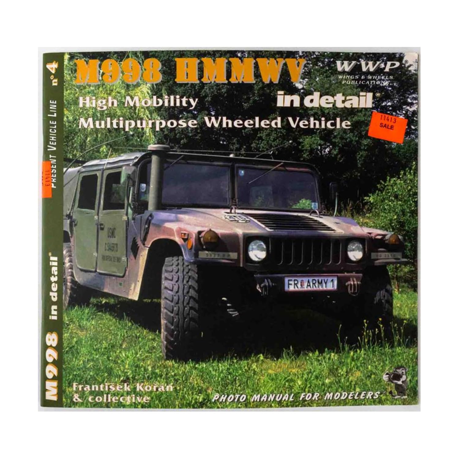 M998 HMMWV in Detail book