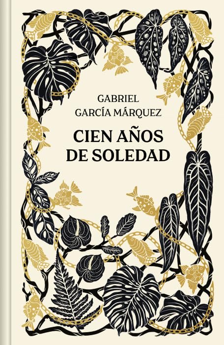Cien años de Soledad book