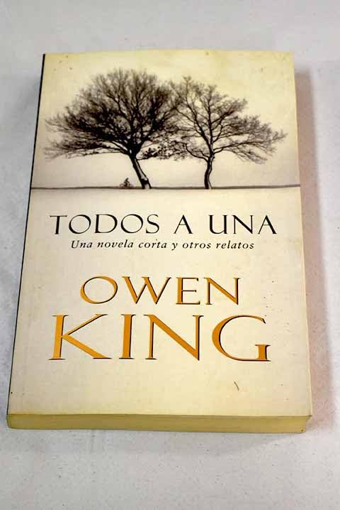 Todos a una / All for One: Una Novela Corta Y Otros book