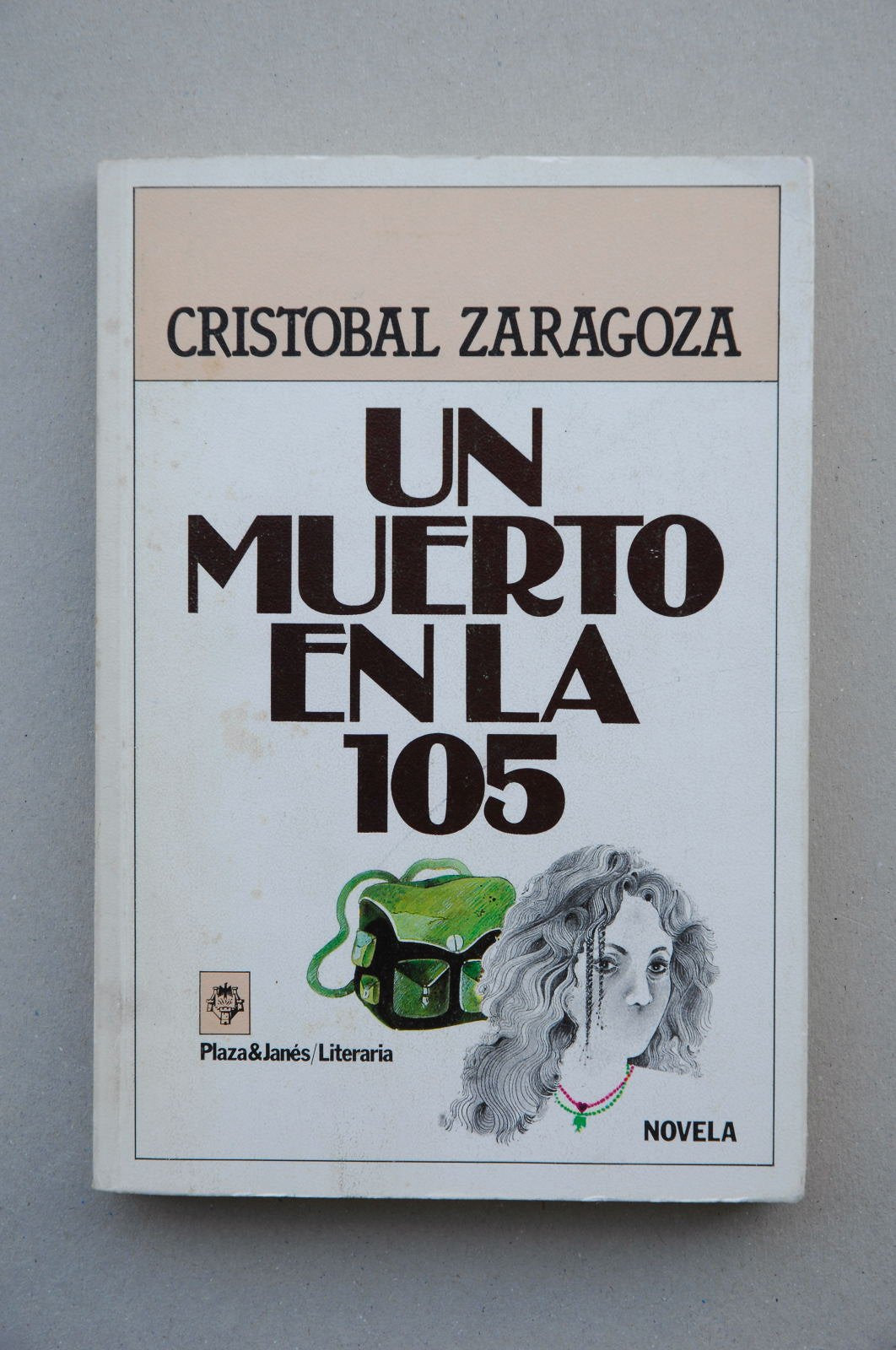 Muerto En El 105/Death in 105 book