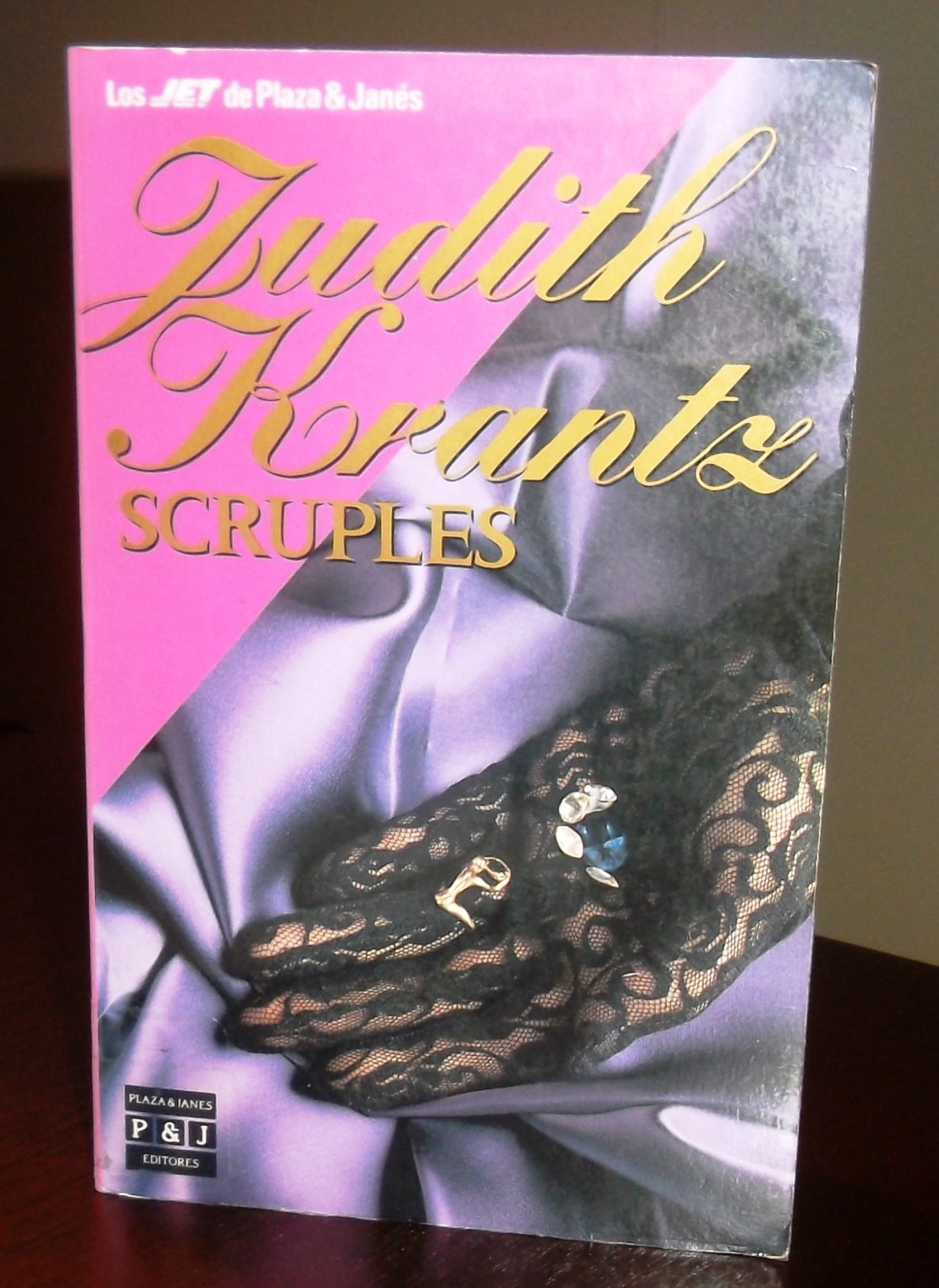 Scruples (Los Jet De Plaza & Janes, 163/1) Contemporary literature