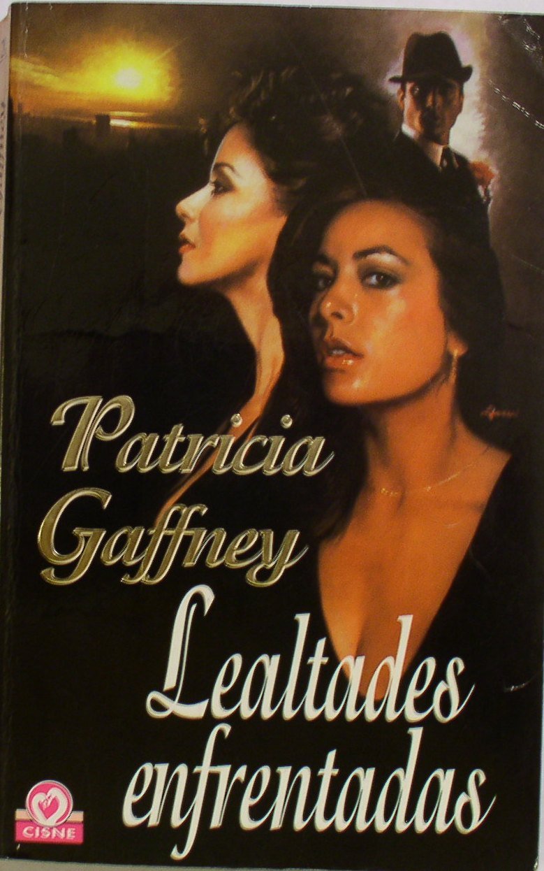 Lealtades enfrentadas Books