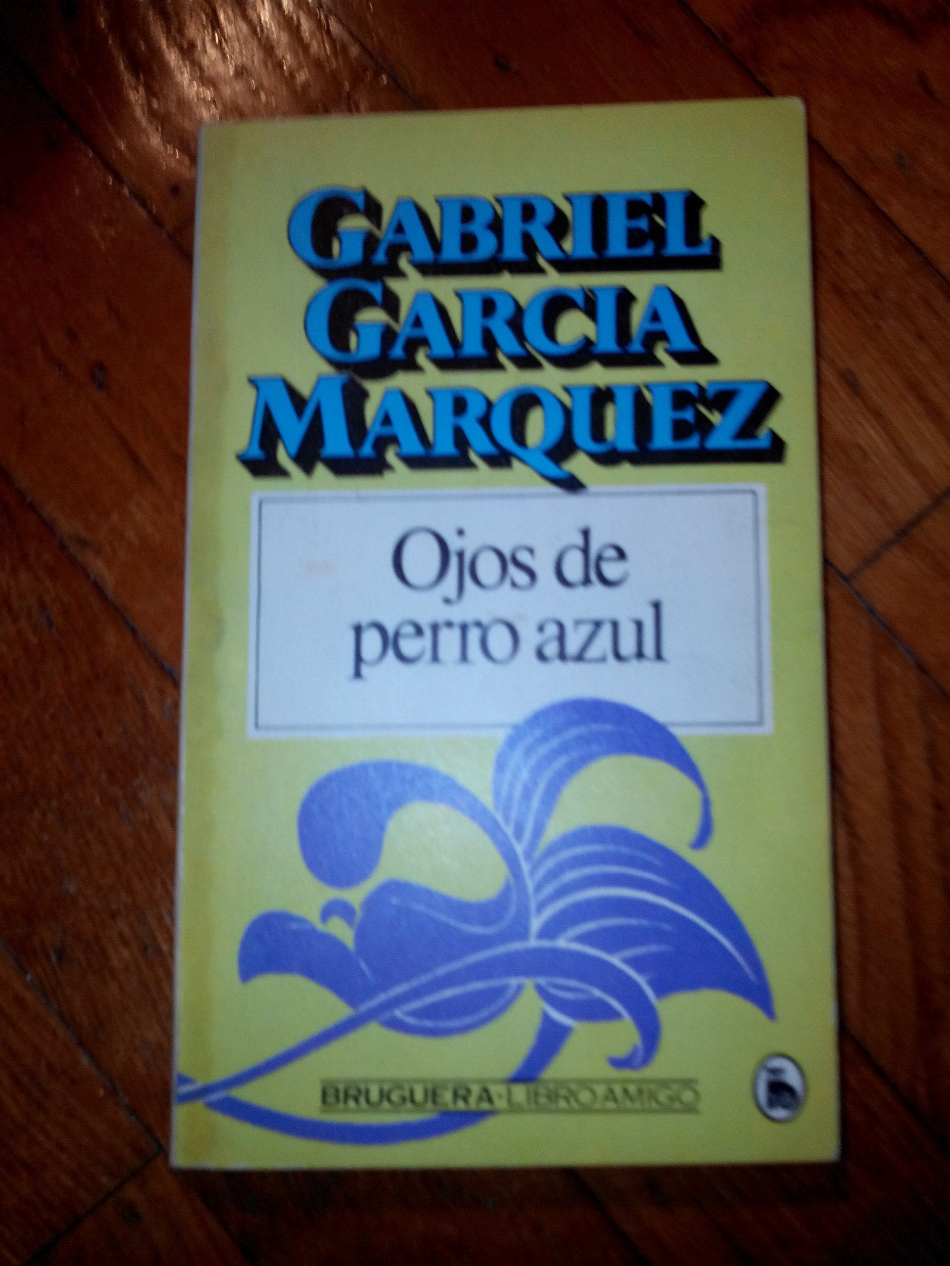 Ojos de perro azul (Libro Amigo) Books