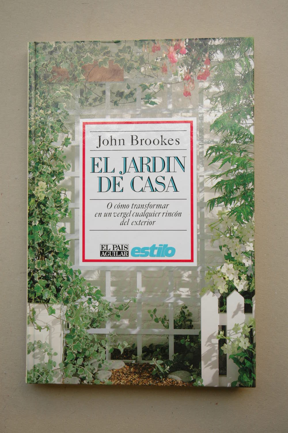 Manual del pequeño jardin book