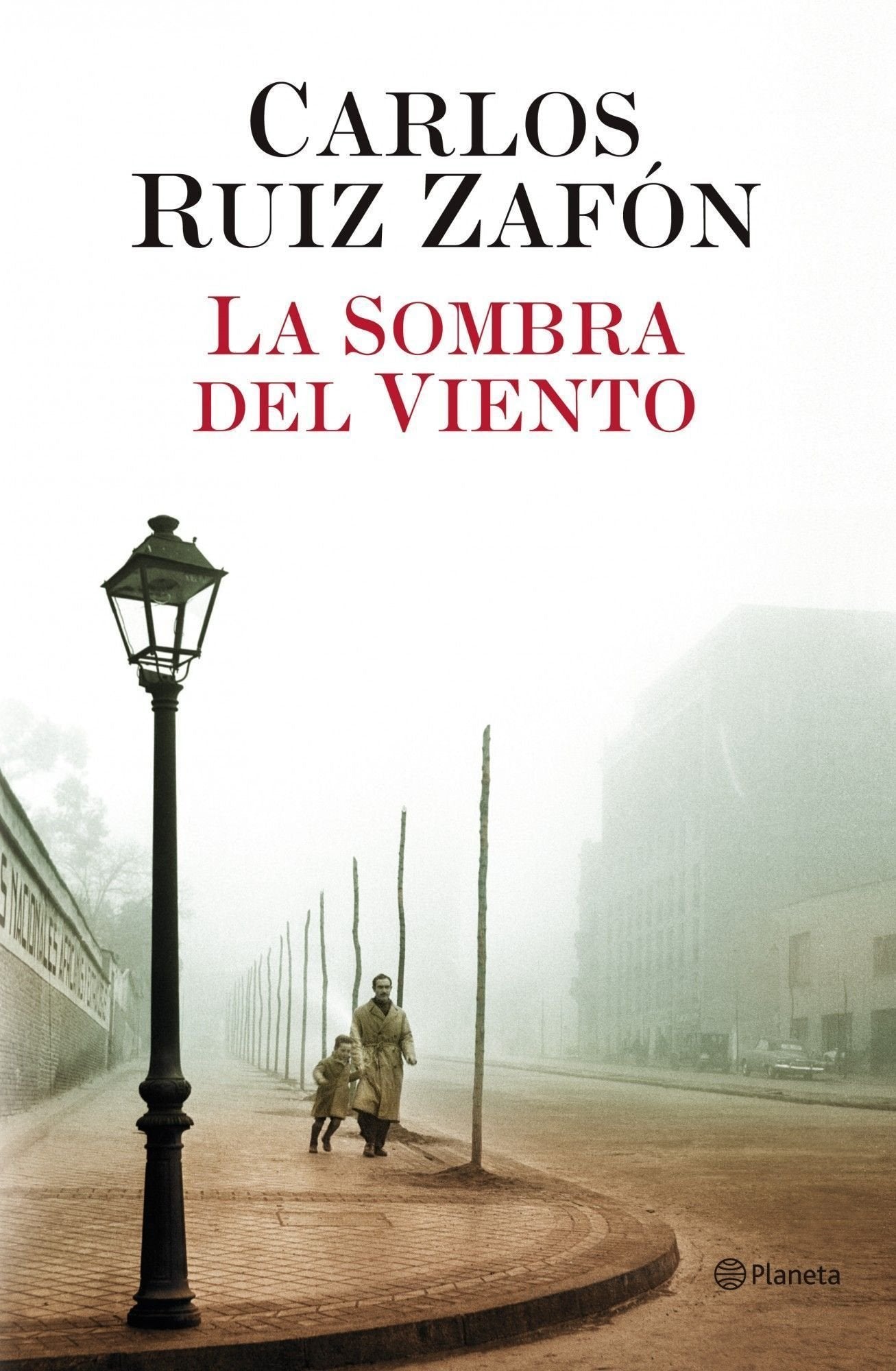 La sombra del viento.Der Schatten des Windes, spanische Ausgabe (Autores Españoles e Iberoamericanos) Essays & Short Stories