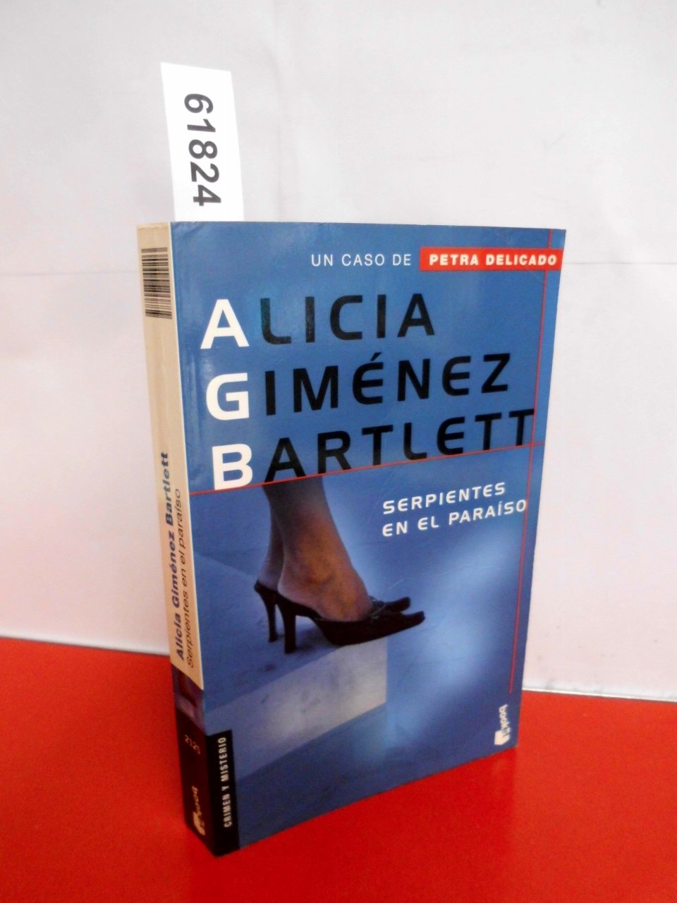 Serpientes en el paraíso (Crimen y Misterio) Books