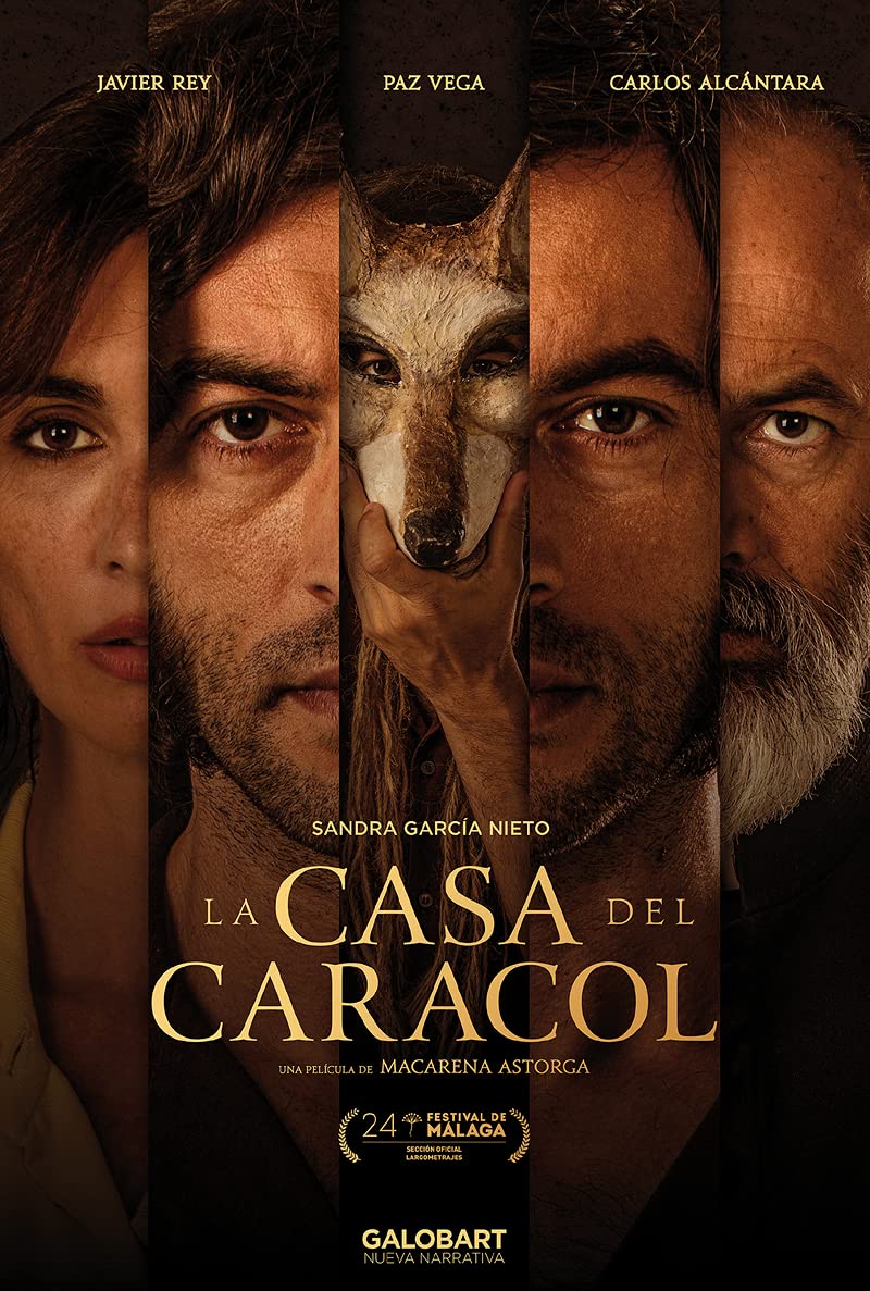 CASA DEL CARACOL Living & Furnishing Books