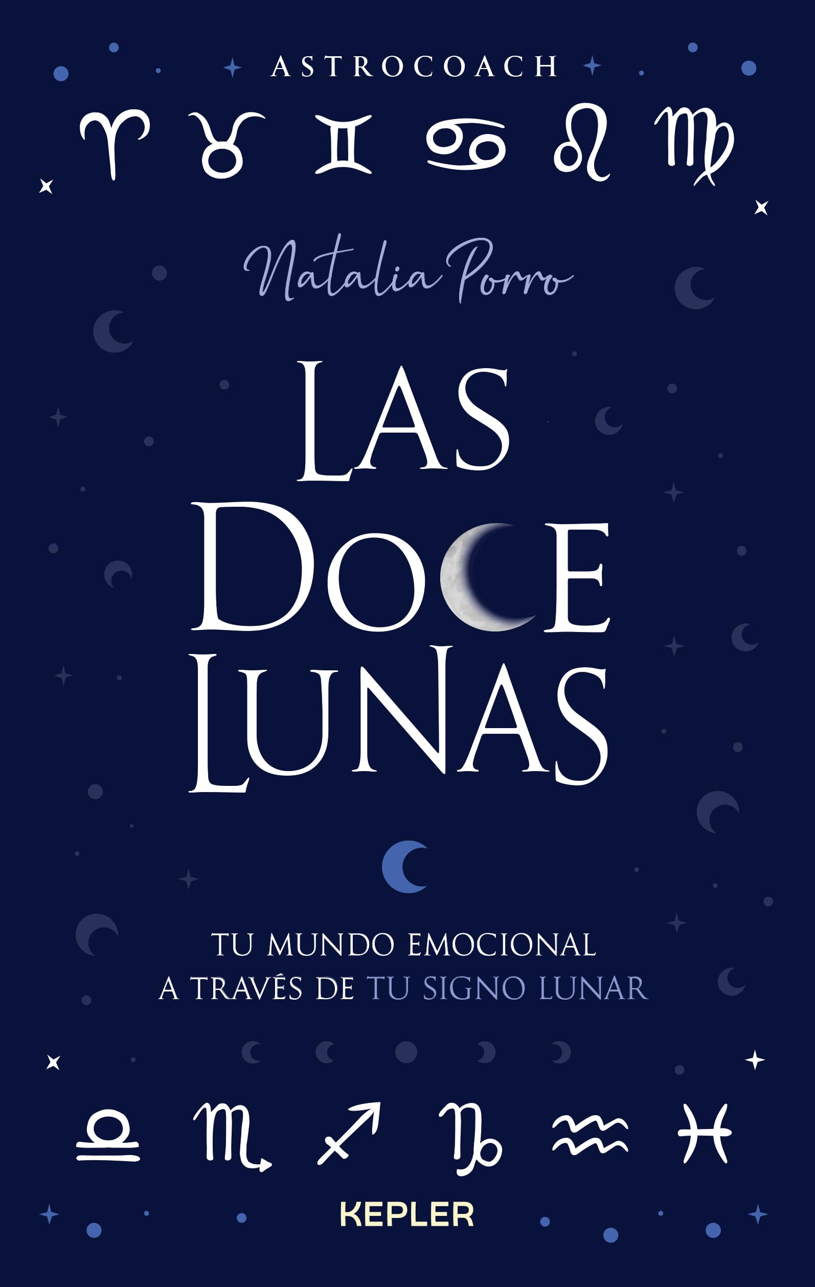 Las doce lunas / The Twelve Moons book