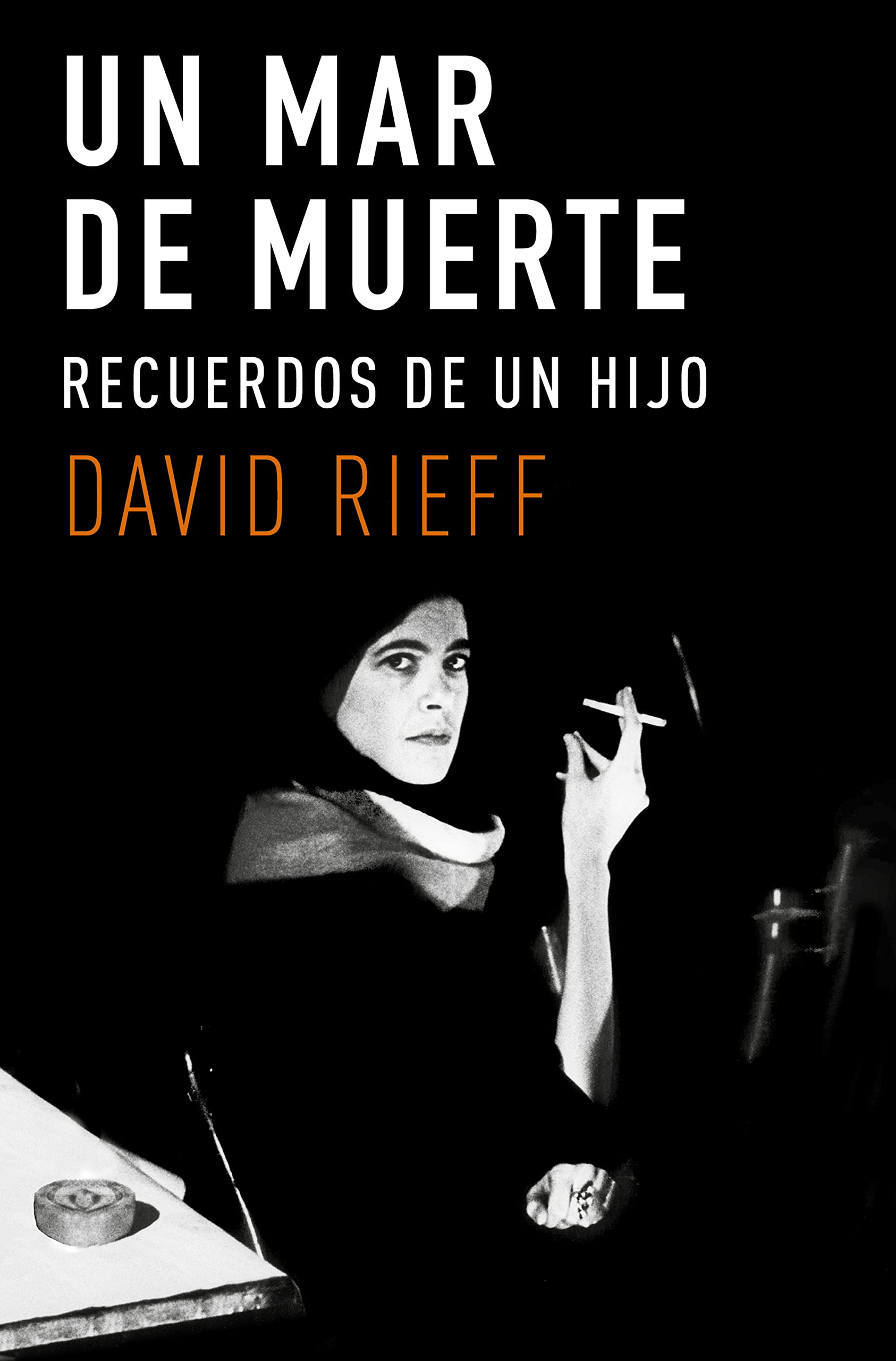 Un mar de muerte: Recuerdos de un hijo (Ensayo y Pensamiento) Memories