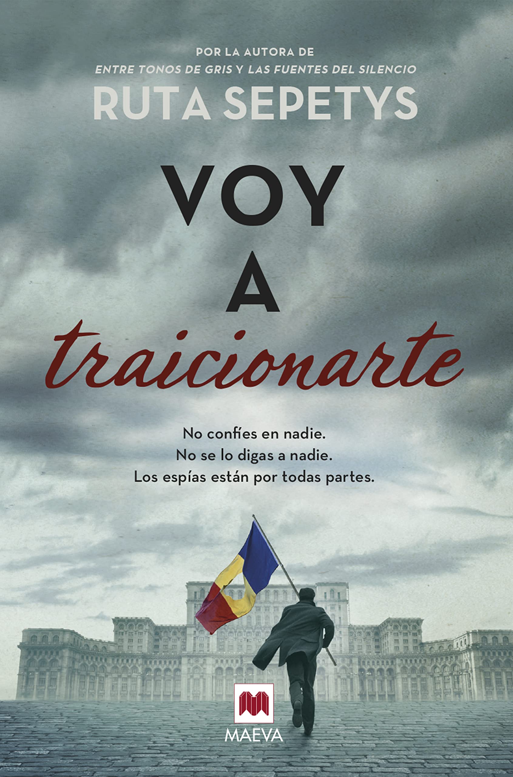 Voy a traicionarte / I Must Betray You book