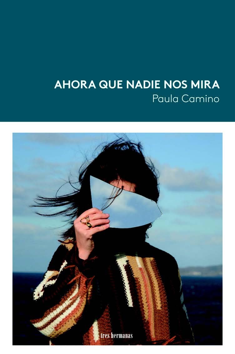 Ahora que nadie nos mira (Tierras de la Nieve Roja) Books