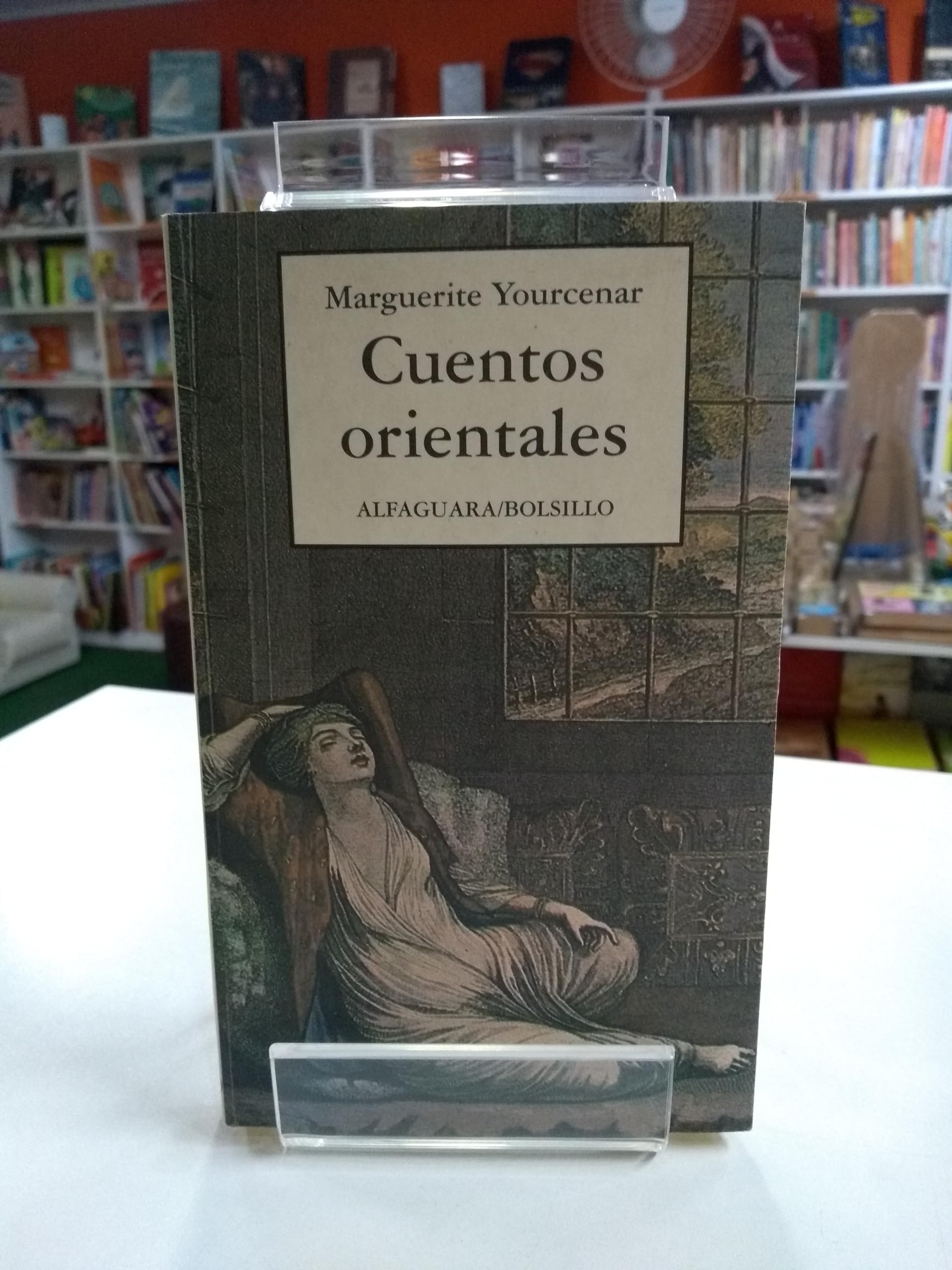 Cuentos orientales (bolsillo) book