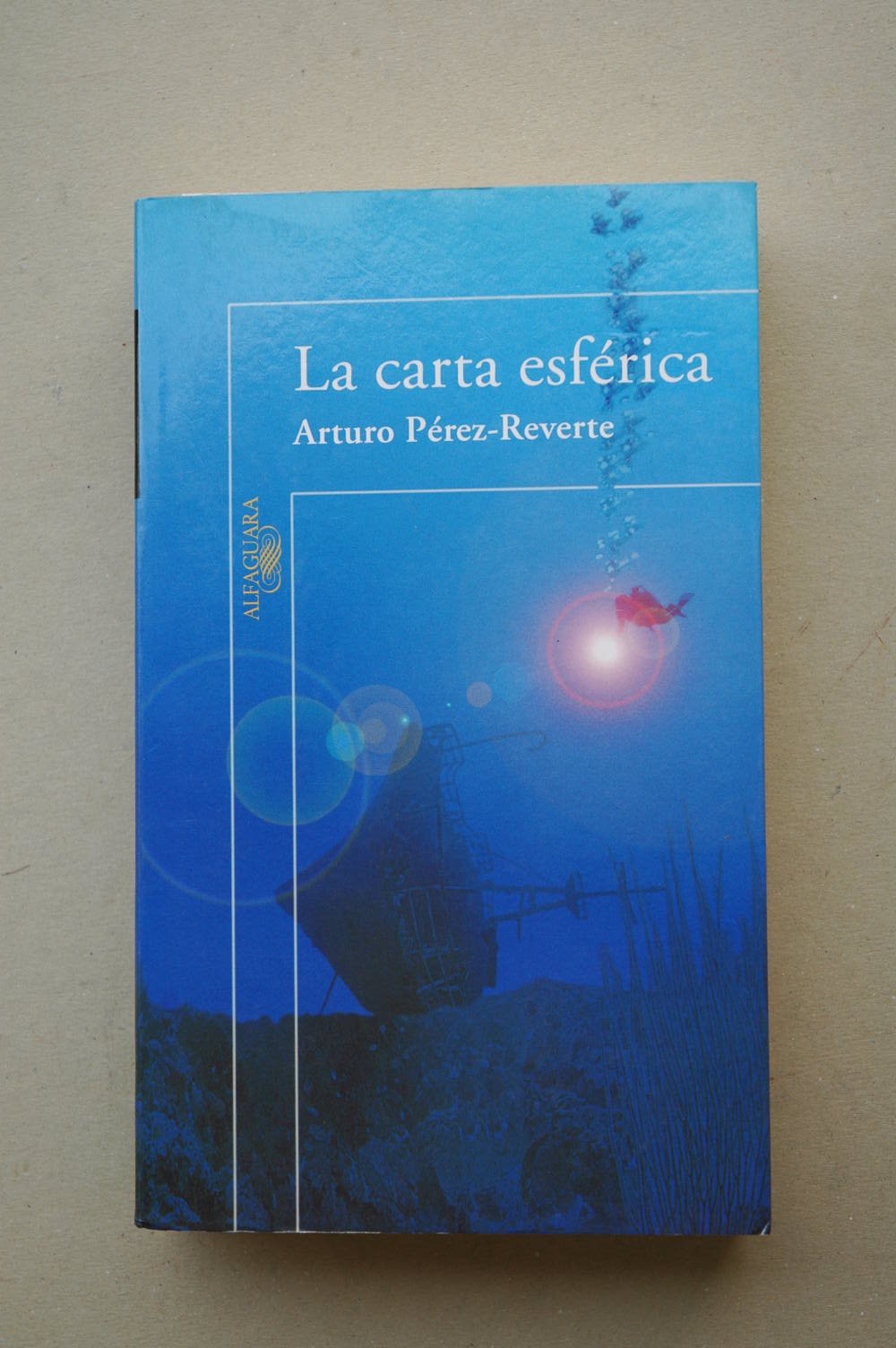 La Carta Esferica/the Nautical Chart Contemporary literature