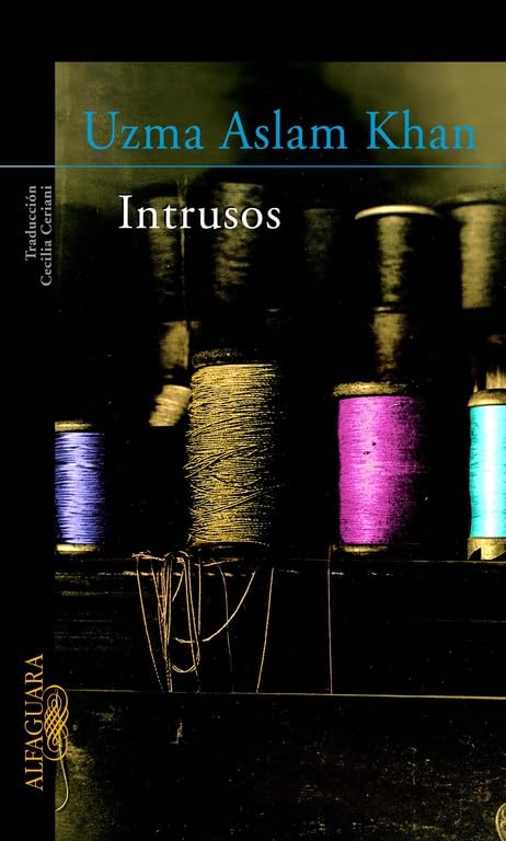Intrusos (Literaturas) Social Sciences