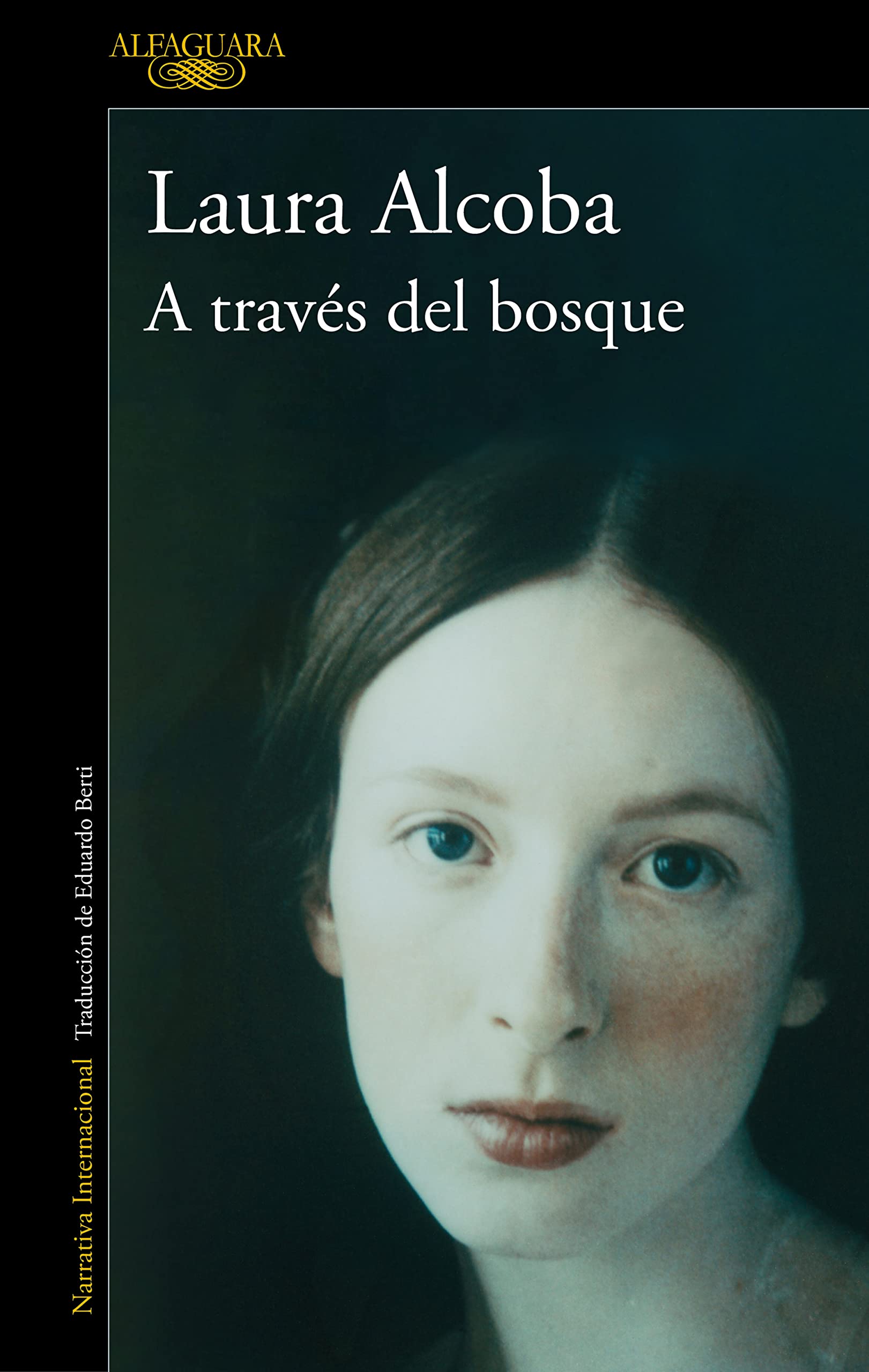 A través del bosque/ Through the Woods book