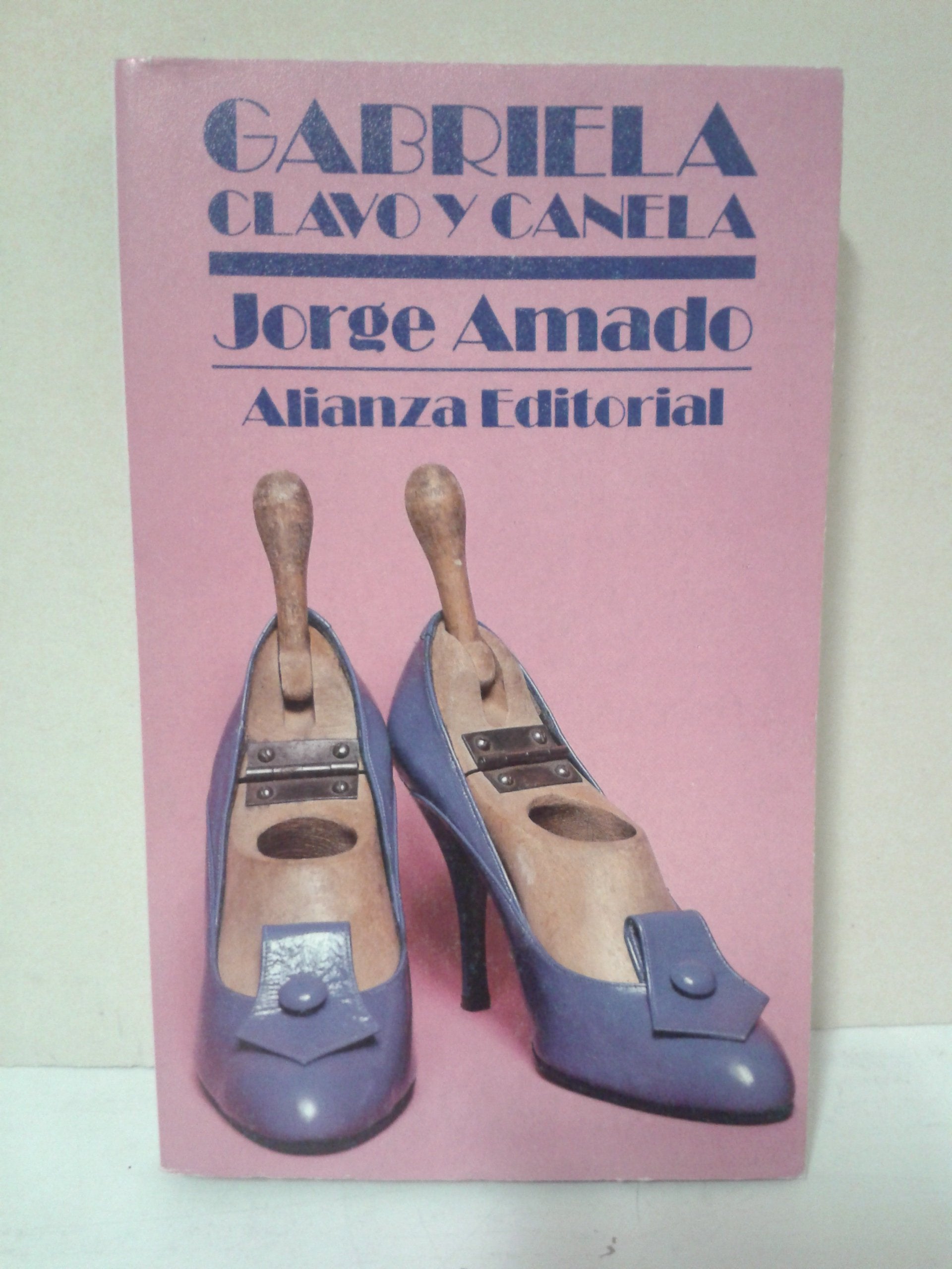 Gabriela, clavo y canela (El Libro De Bolsillo (Lb)) Contemporary literature