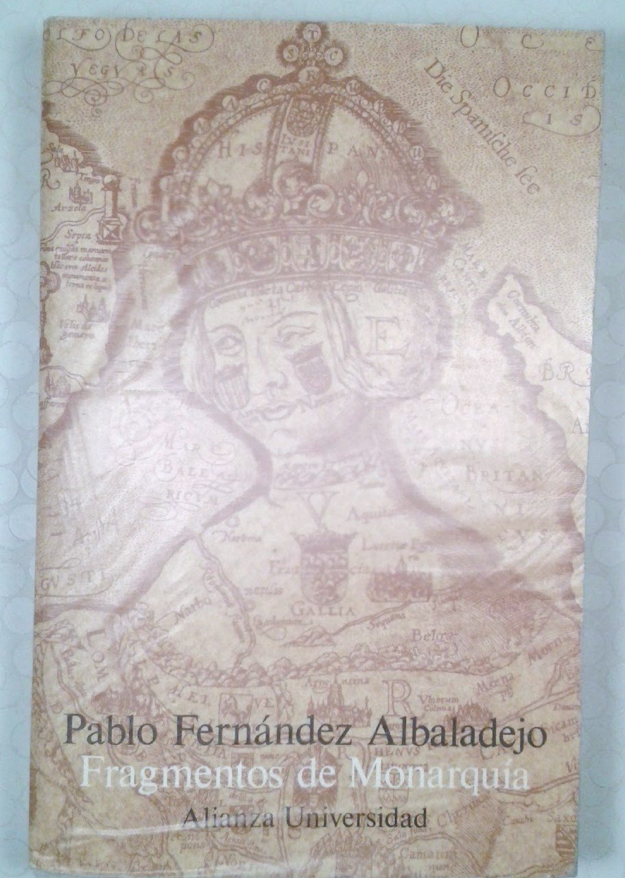 Fragmentos de monarquia/ Fragments of Monarchy book