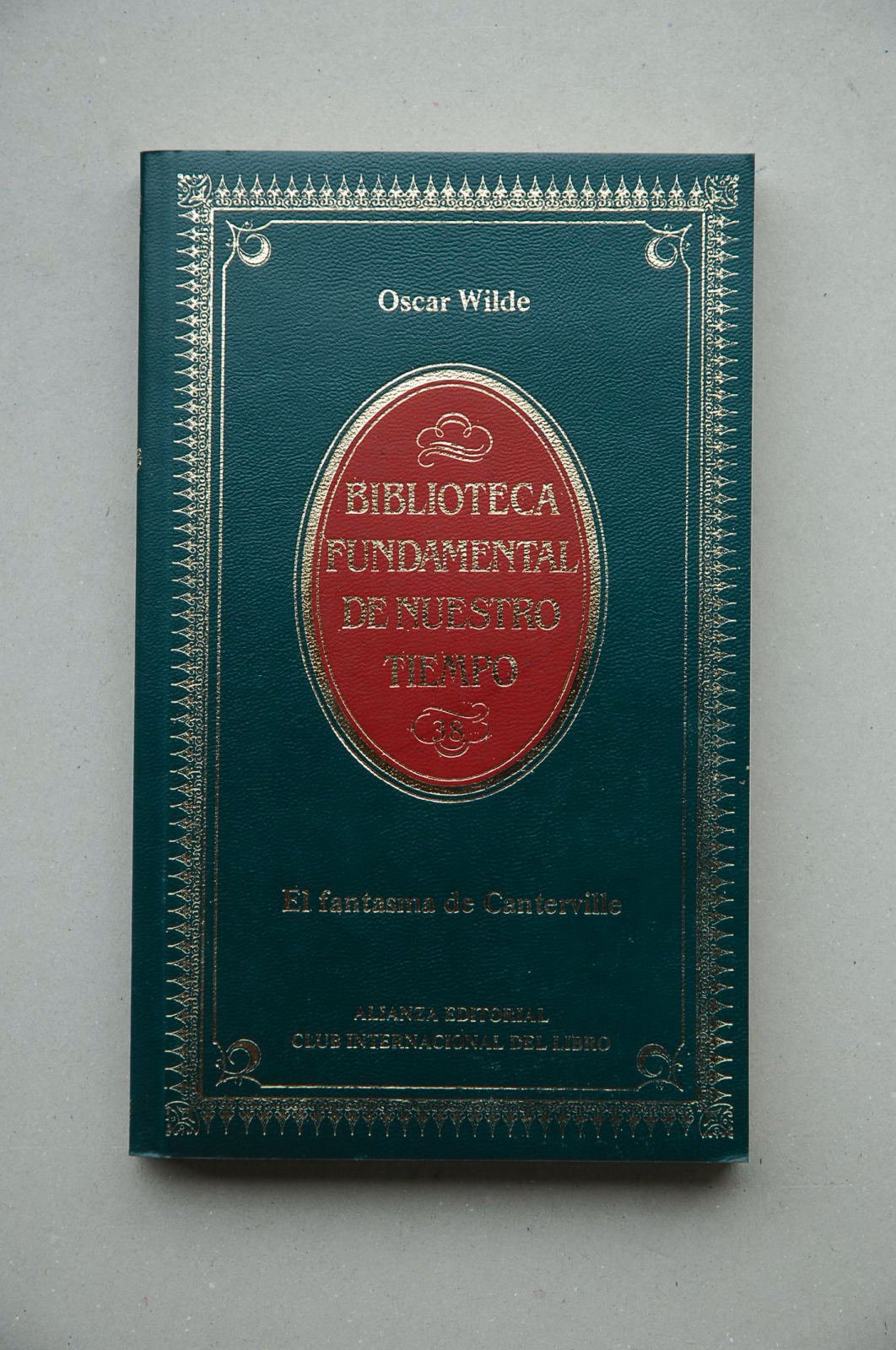 El fantasma de Canterville y otros cuentos book