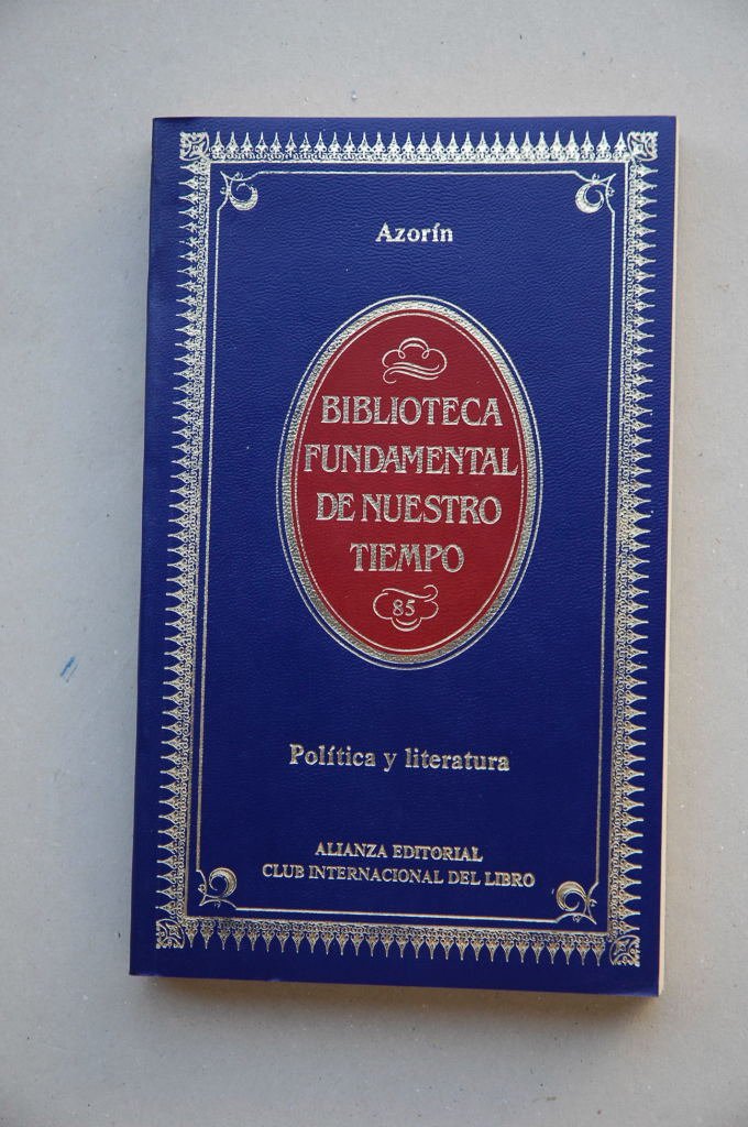 Política y literatura (fantasías y devaneos) book