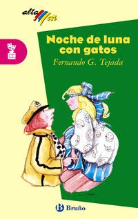 Noche De Luna Con Gatos/a Moonlit Night With Cats book