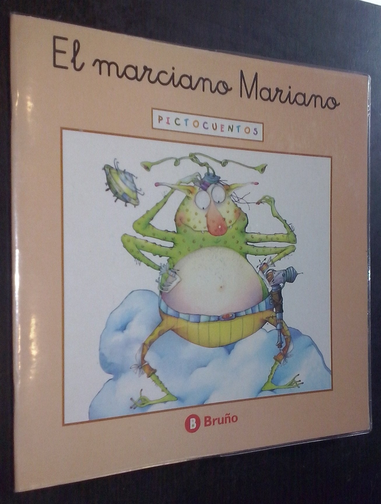 El Marciano Mariano.Pictocuentos Books