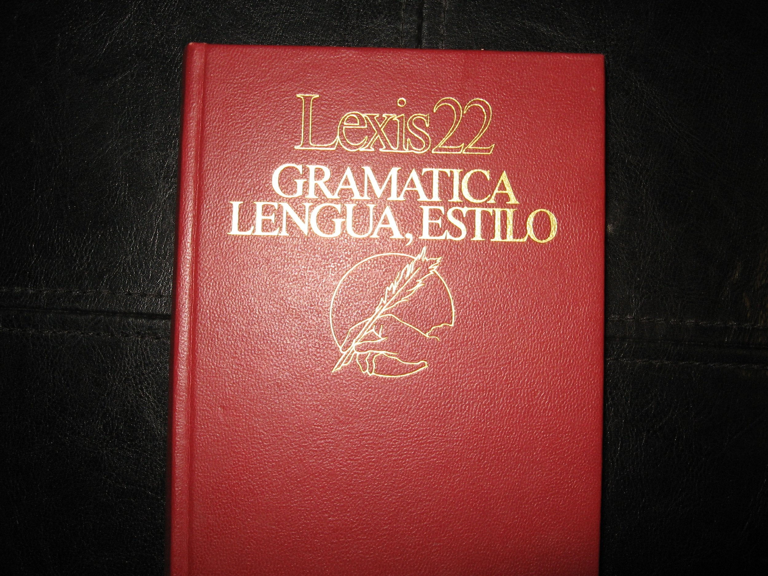 LEXIS 22. DICCIONARIO ENCICLOPEDICO VOX. GRAMATICA, LENGUA, ESTILO. Books
