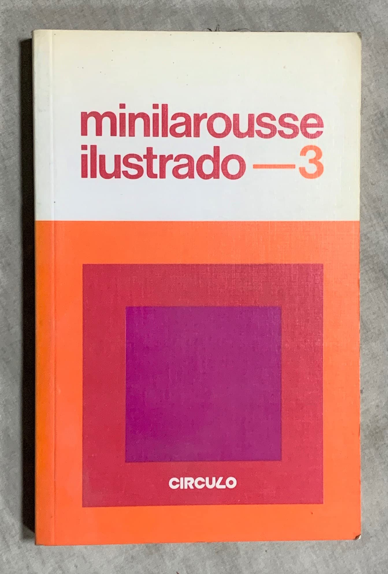 Minilarousse ilustrado book