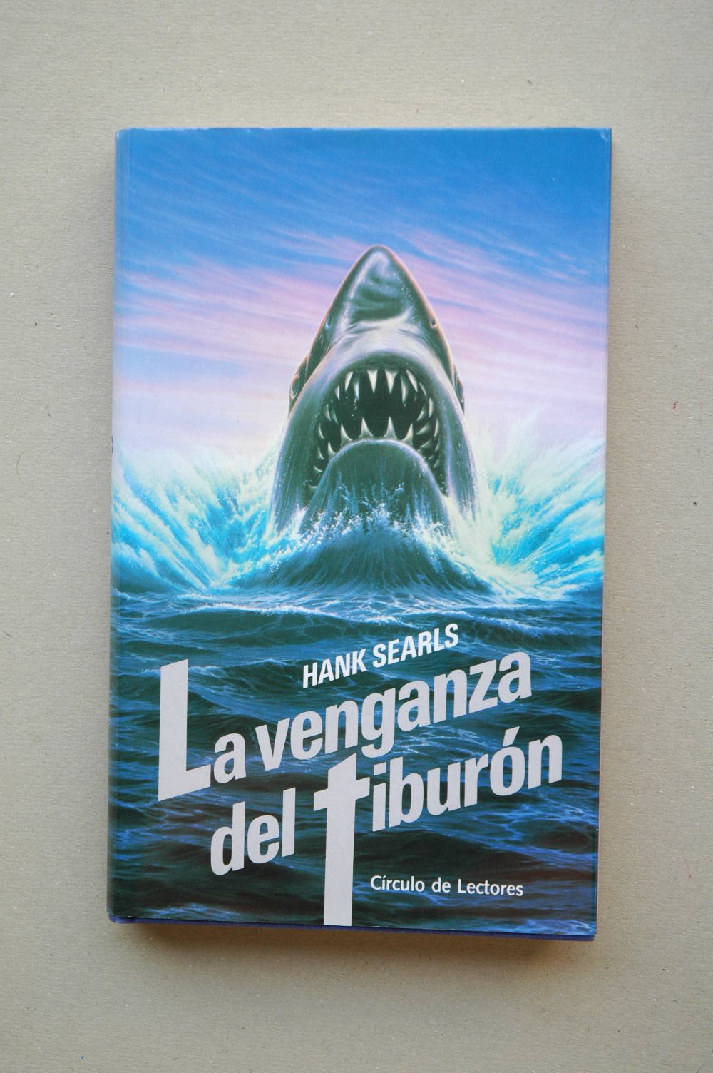 La venganza del tiburón book