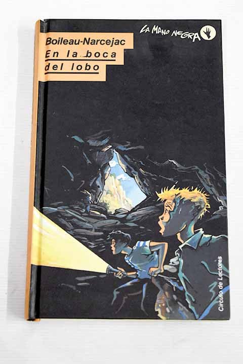 En la boca del lobo Books