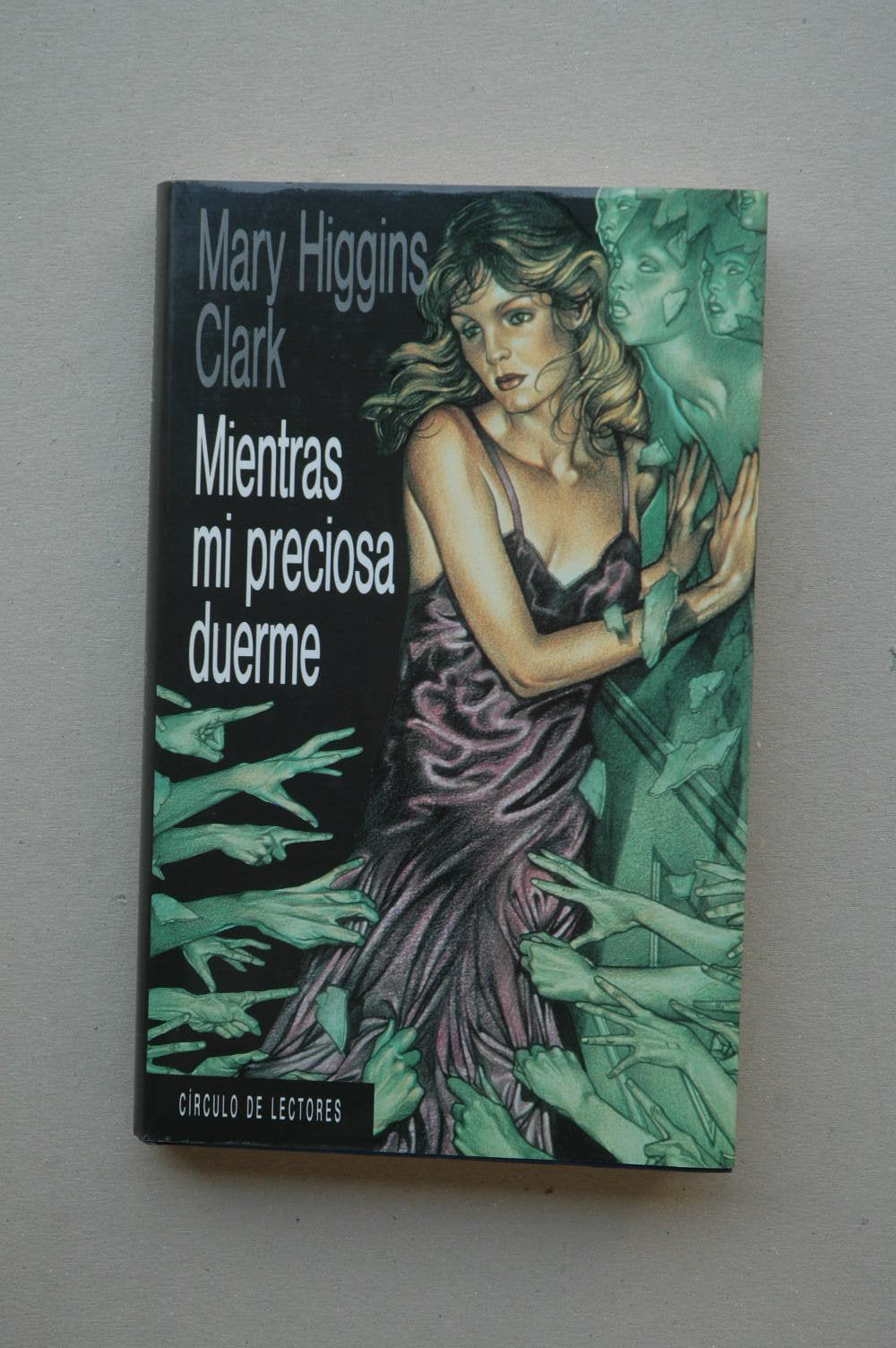 Mary Higgins Clark: Three Complete Novels: Weep No More, My Lady; Stillwatch; A Cry in the Night Books