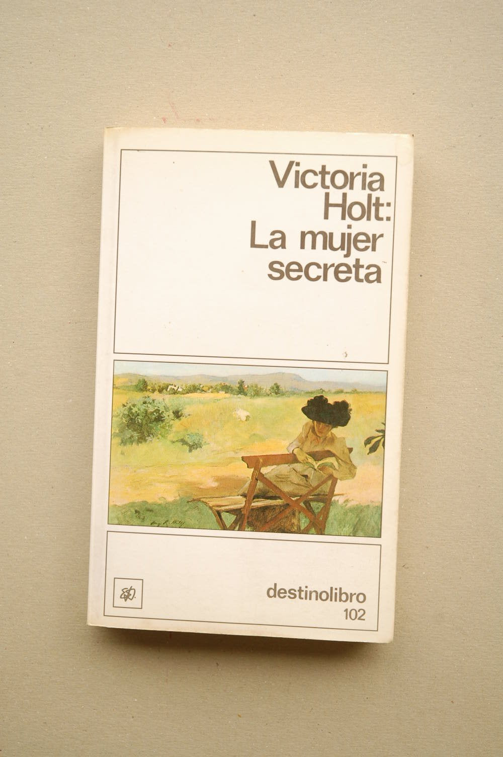 LA Mujer Secreta/the Secret Woman Contemporary Romance