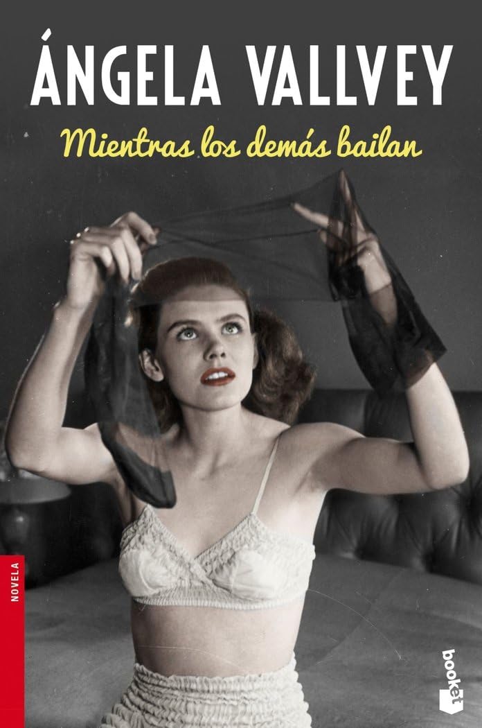 Mientras los demás bailan book