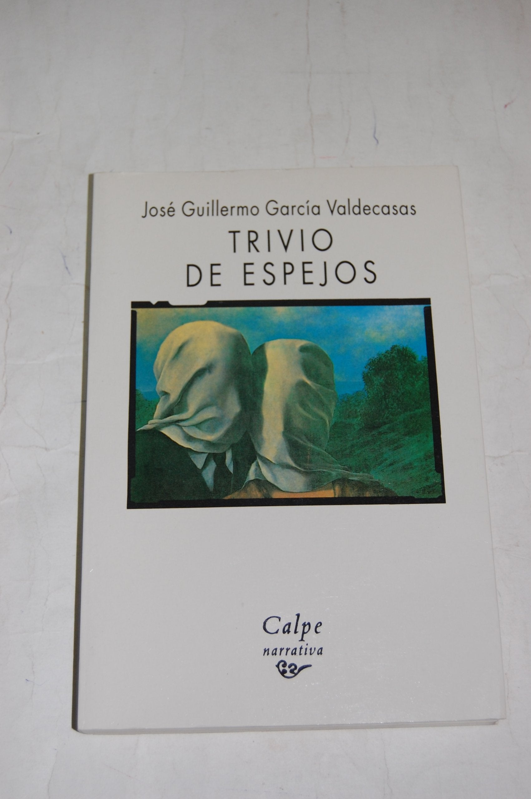 Trivio de espejos book