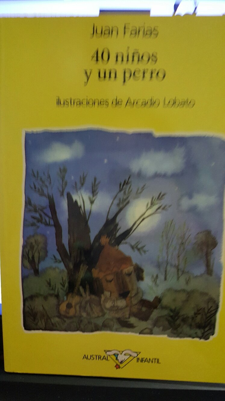 40 Ninos Y UN Perro/40 Kids and a Dog book