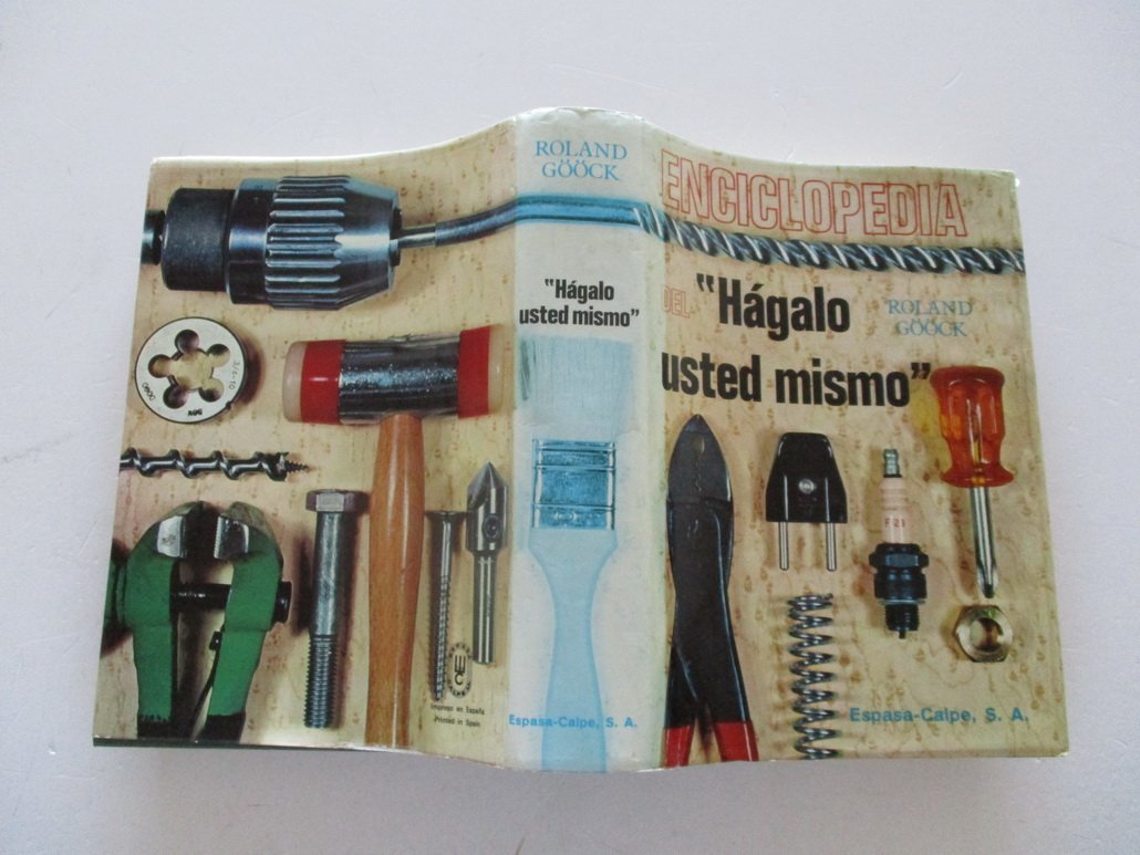 Enciclopedia Del Hagalo Usted Mismo book
