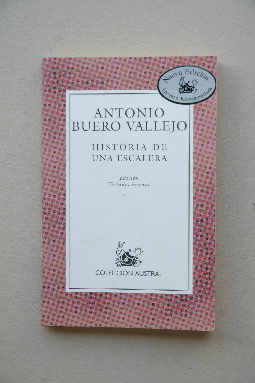 Historia De Una Escalera Contemporary literature