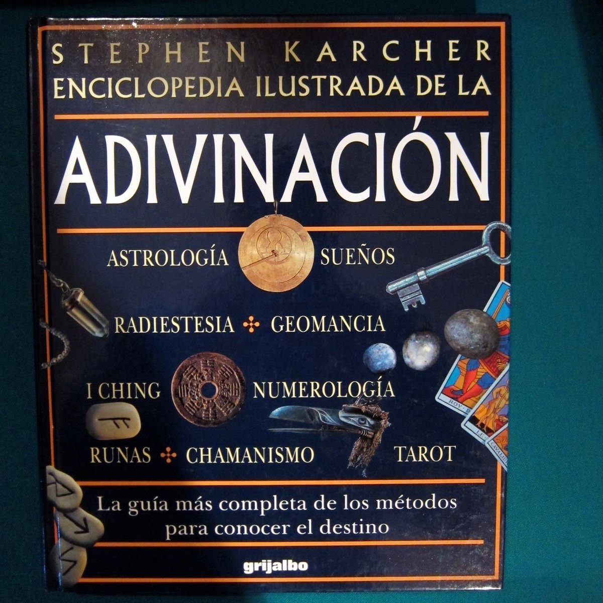 Enciclopedia ilustrada de la adivinizacion book