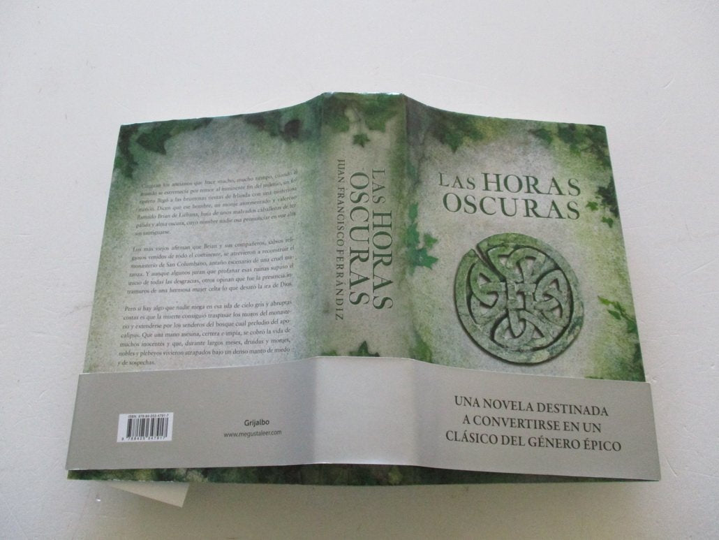 Las horas oscuras / The Dark Hours book