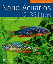 Nano-Acuarios / Nano-Aquariums: 12-35 Litros / 12-35 Liters book