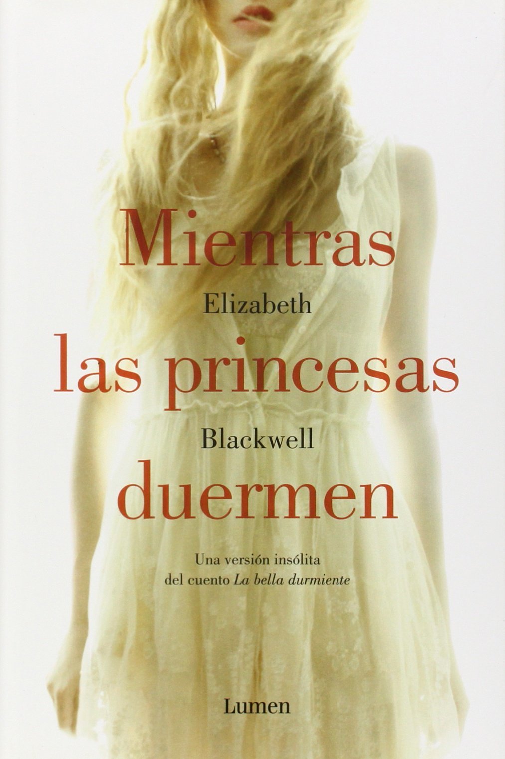 Mientras las princesas duermen / While the princesses sleep book