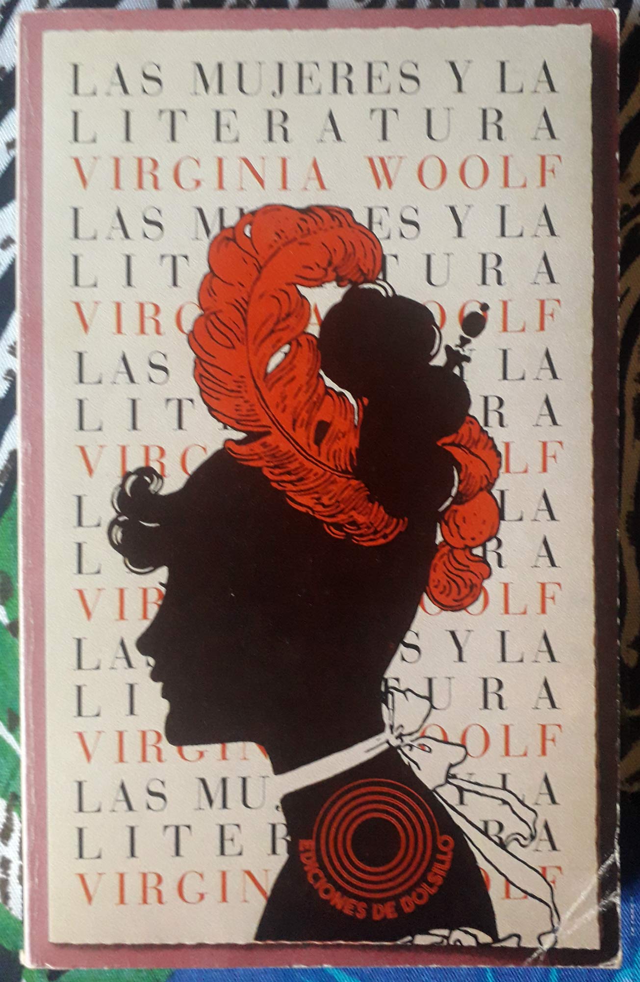 LAS MUJERES Y LA LITERATURA. Books