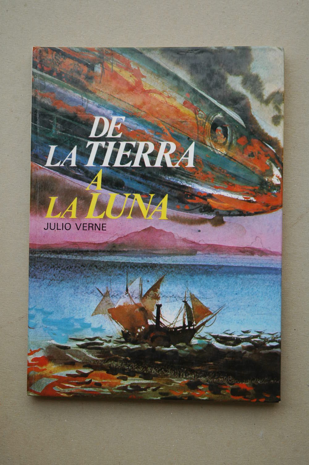 De la tierra a la Luna book