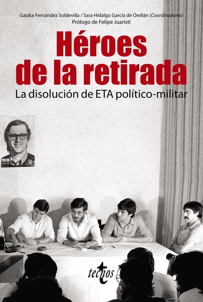 Héroes de la retirada Politics & History