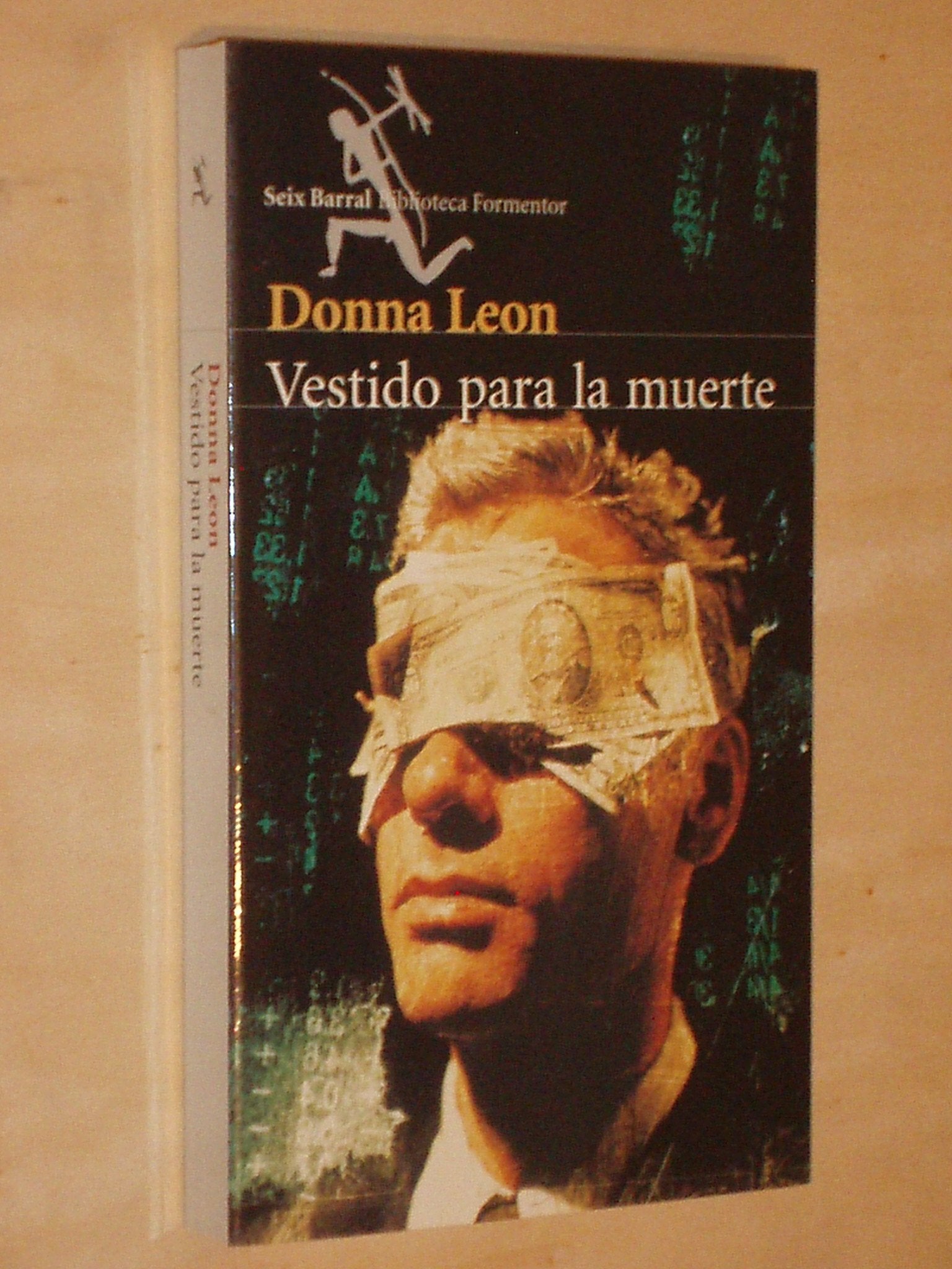 Vestido Para LA Muerte / Dressed For Death book