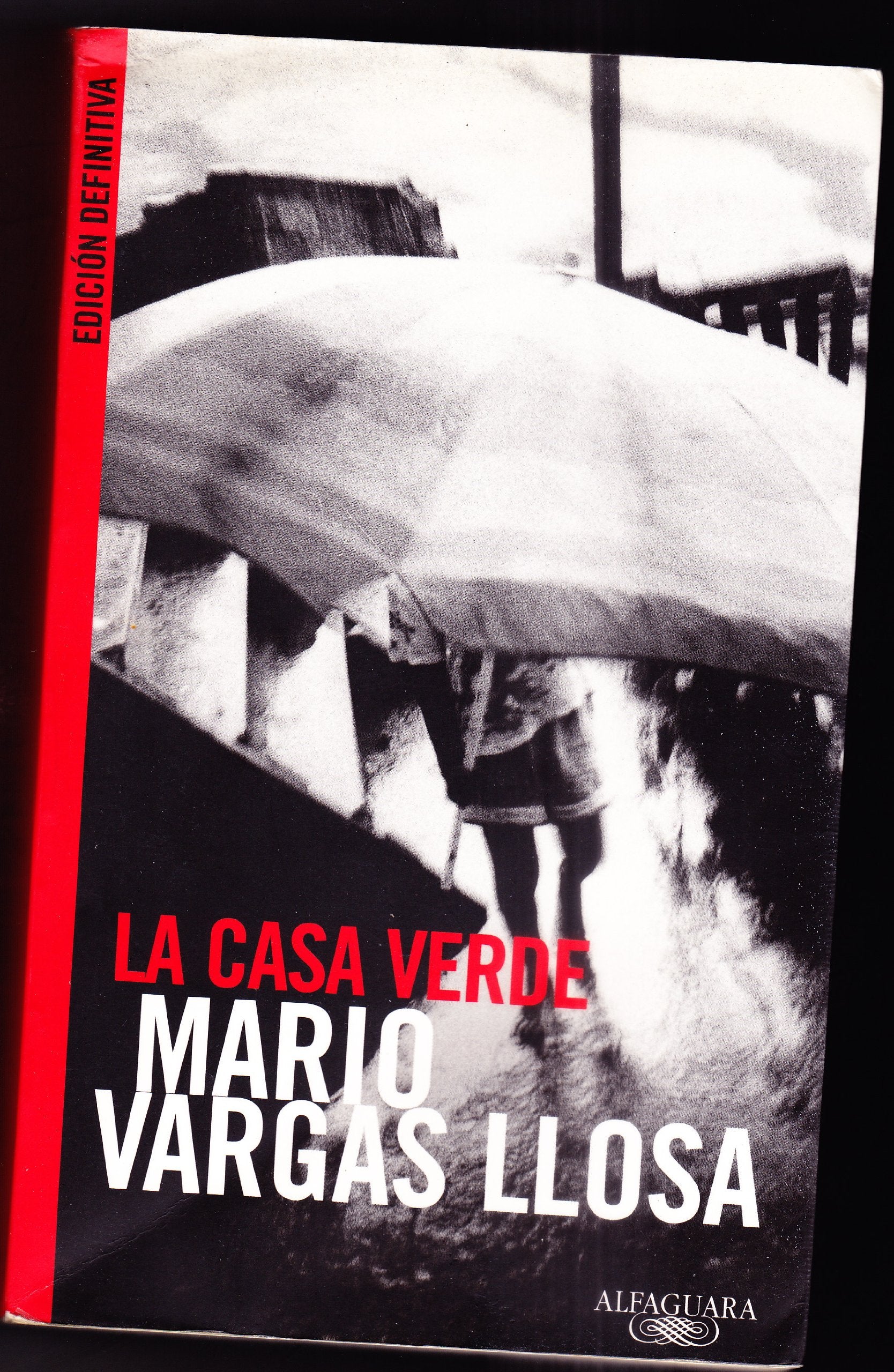 La casa verde / The Green House (Biblioteca Del Bolsillo / Pocket Library) Contemporary literature Books