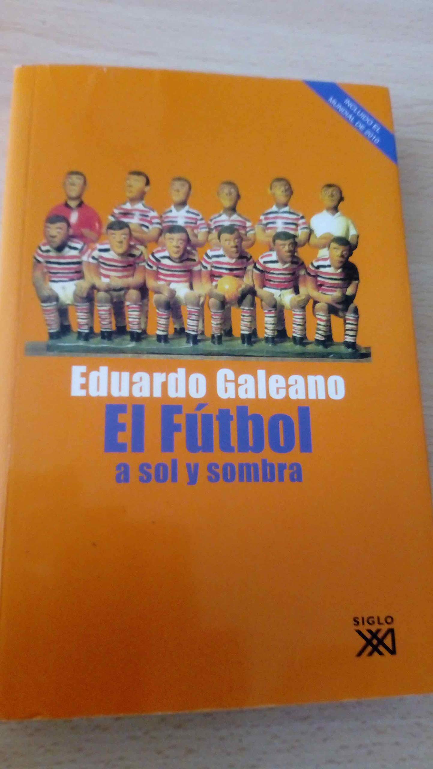El fútbol a sol y sombra book